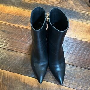 Stuart Weitzman Black Leather Block Heel Ankle Boots | Women’s Size 7B / EU 37.5